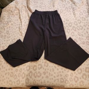Women's flowy pants